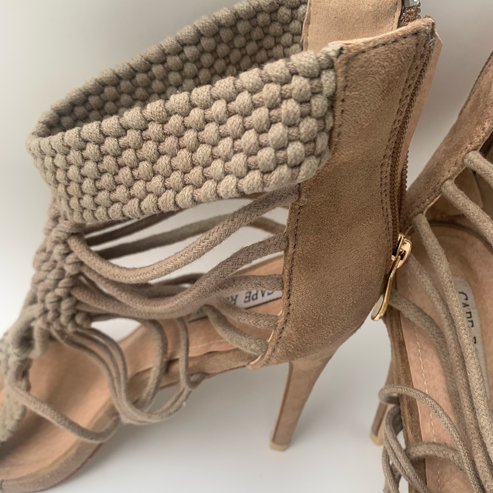 Stylish Tan heels